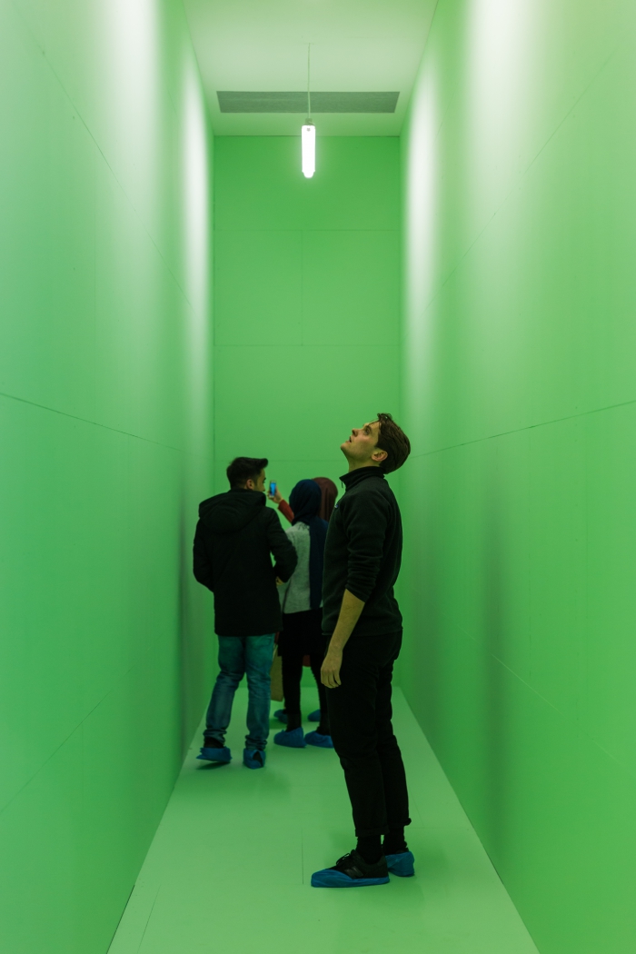 Video Palace #44 – The Hidden Universe by Joep van Liefland